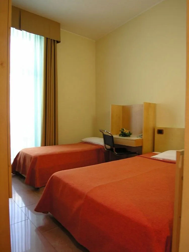 Hotel Losanna Милан