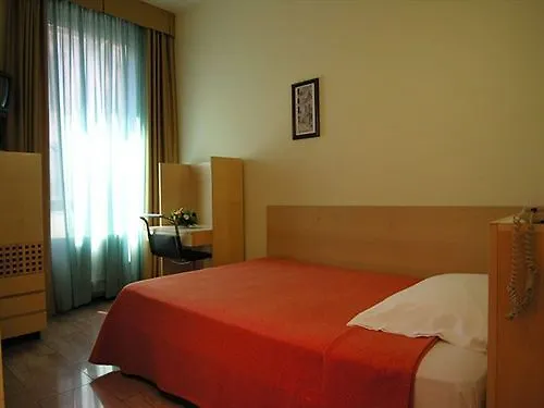 Hotel Losanna Милан 3*,  Италия