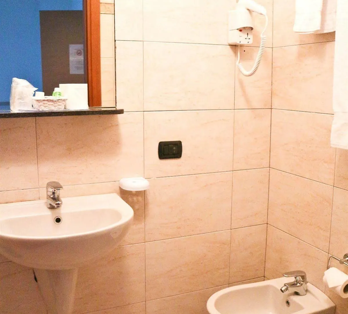 Hotel Losanna Милан
