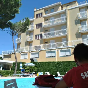 https://hotel-bahama.riccione-hotels.org